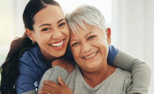 Senior connecting with others at independent living support group
